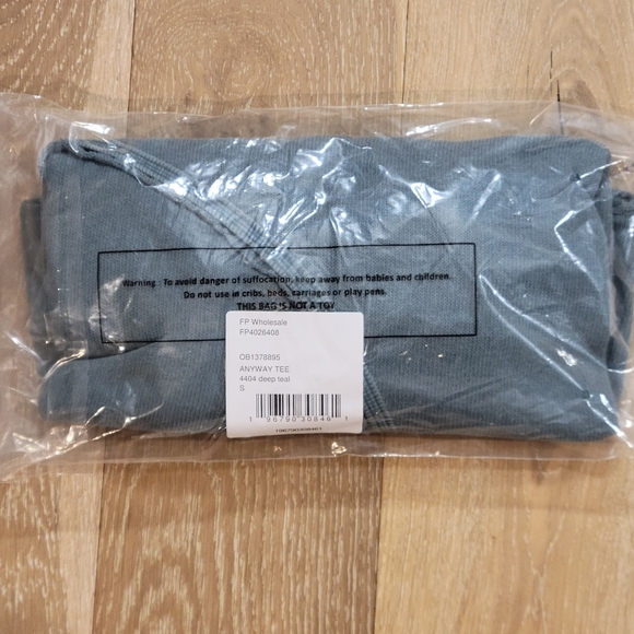 Free People We the Free Anyway Tee Turquoise size Small - Picture 10 of 10